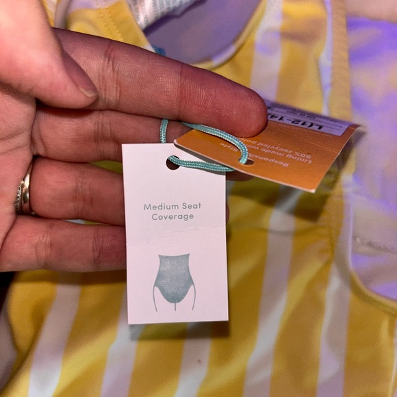 Kona Sol Striped Square Neck One Piece Swimsuit (Large) - Picture 5 of 7